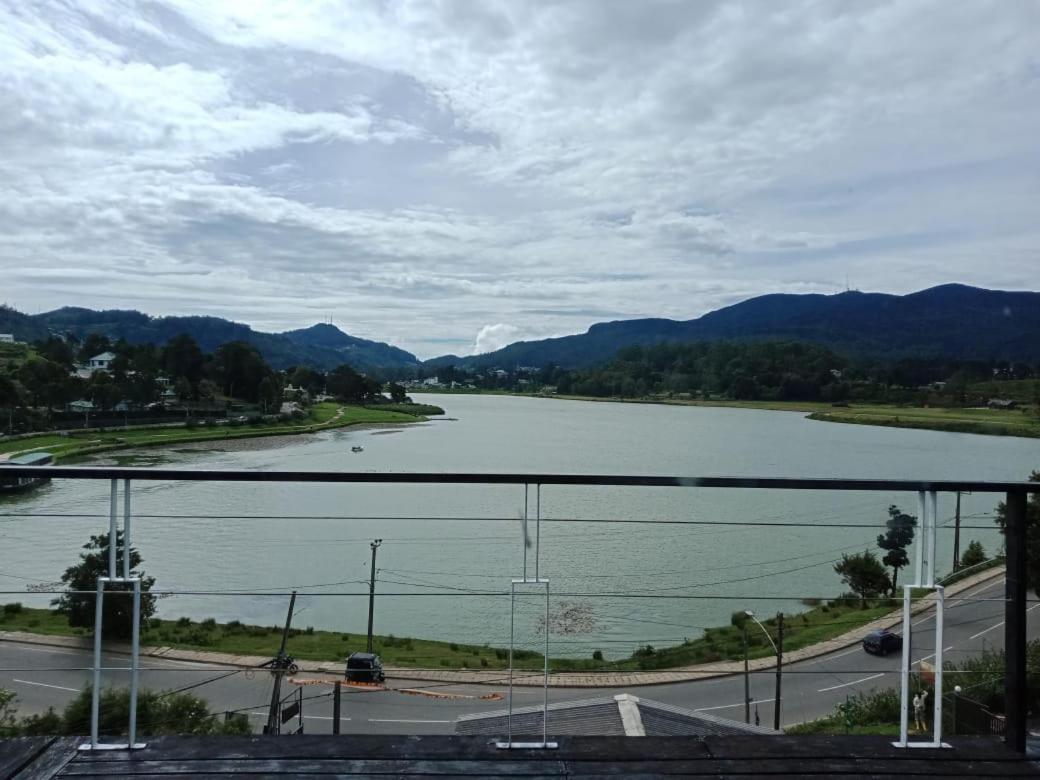 Nuwaraeliya H2O Lakeside Νουβάρα Ελίγια Εξωτερικό φωτογραφία